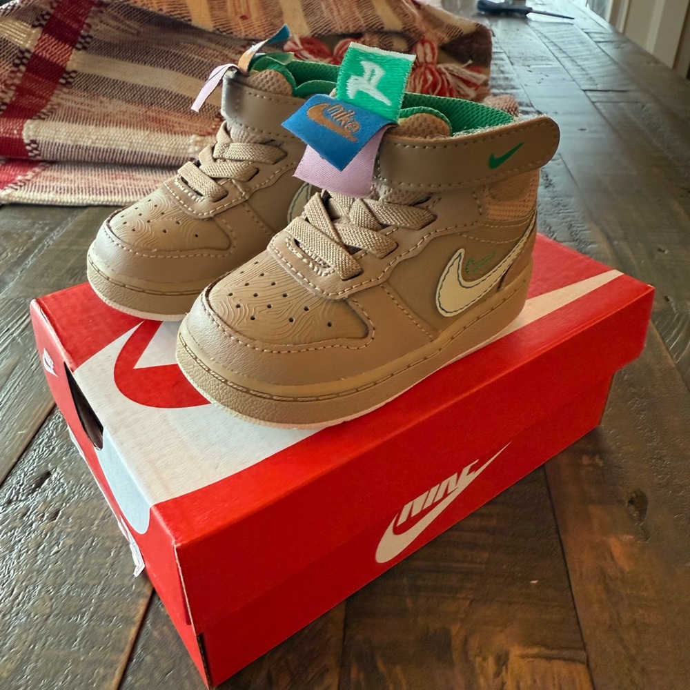 Nike Court Borough Mid 2 SE Baby Sneakers Hemp/Coconut Milk- Barely Volt